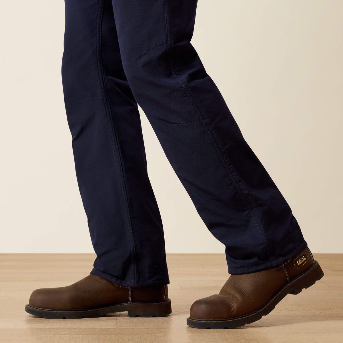 FR M4 Relaxed DuraLight Ripstop Boot Cut Pant - US 5315