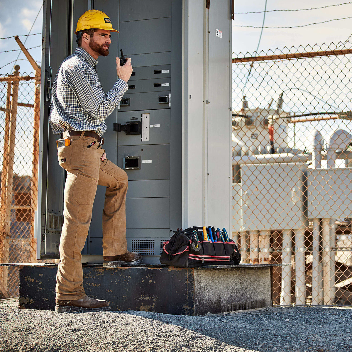 FR M4 Relaxed Crossfire Straight Pant - US 7589