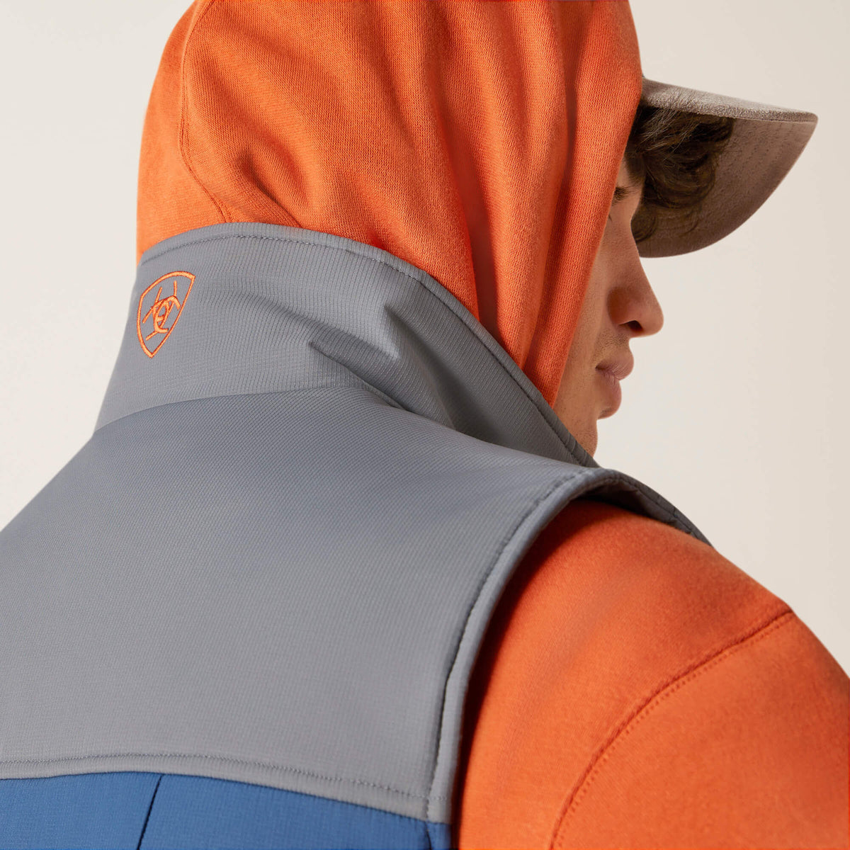 Crius Insulated Vest - US 8997