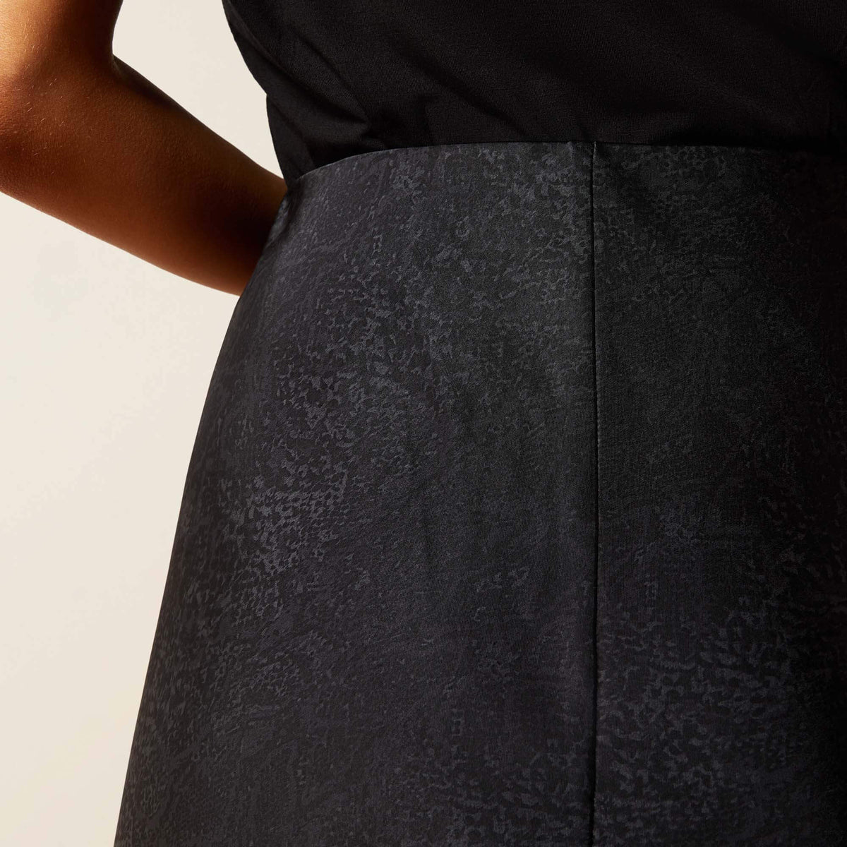 Athena Skirt - US 2979