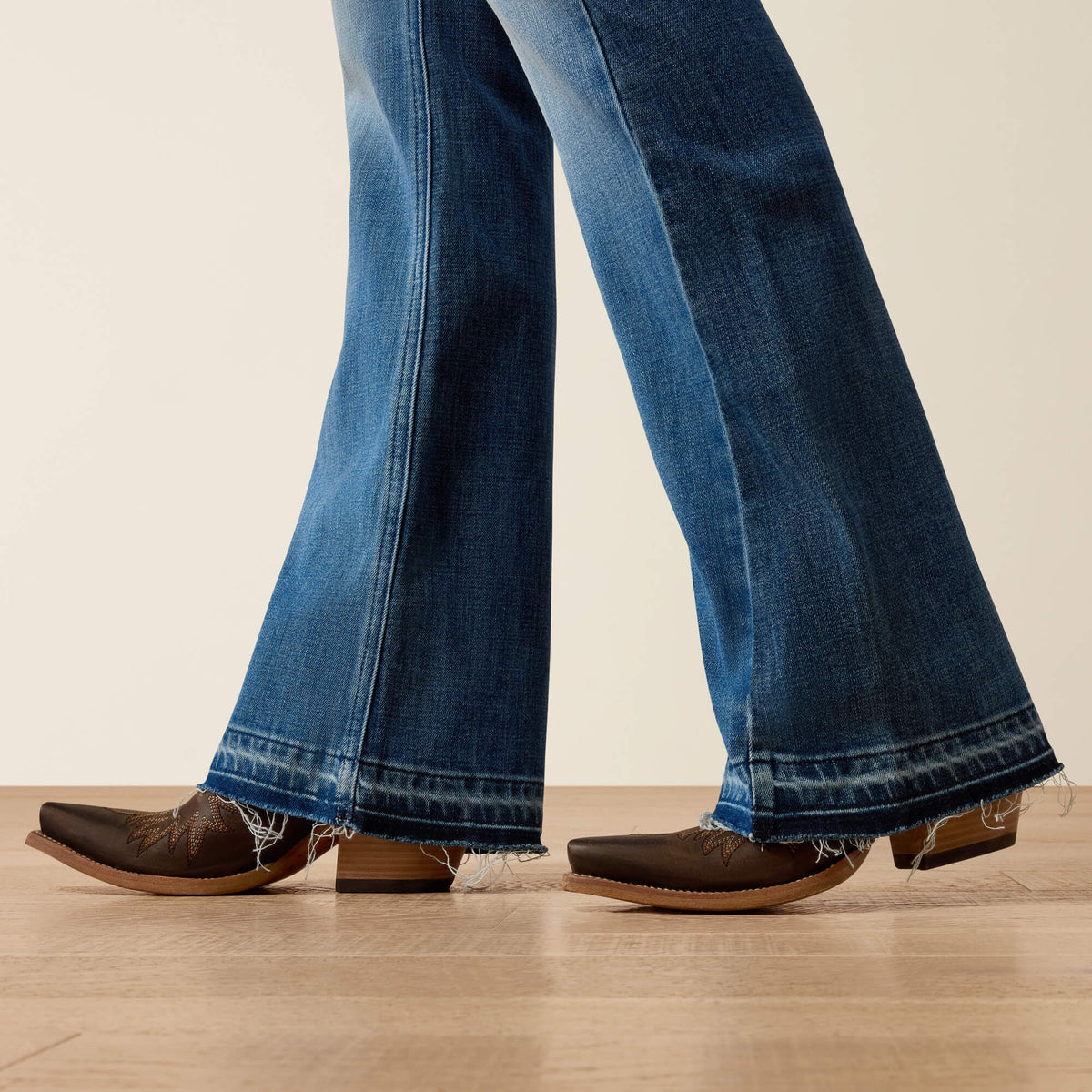 Perfect Rise Jazmine Slim Trouser Jeans - US 2728