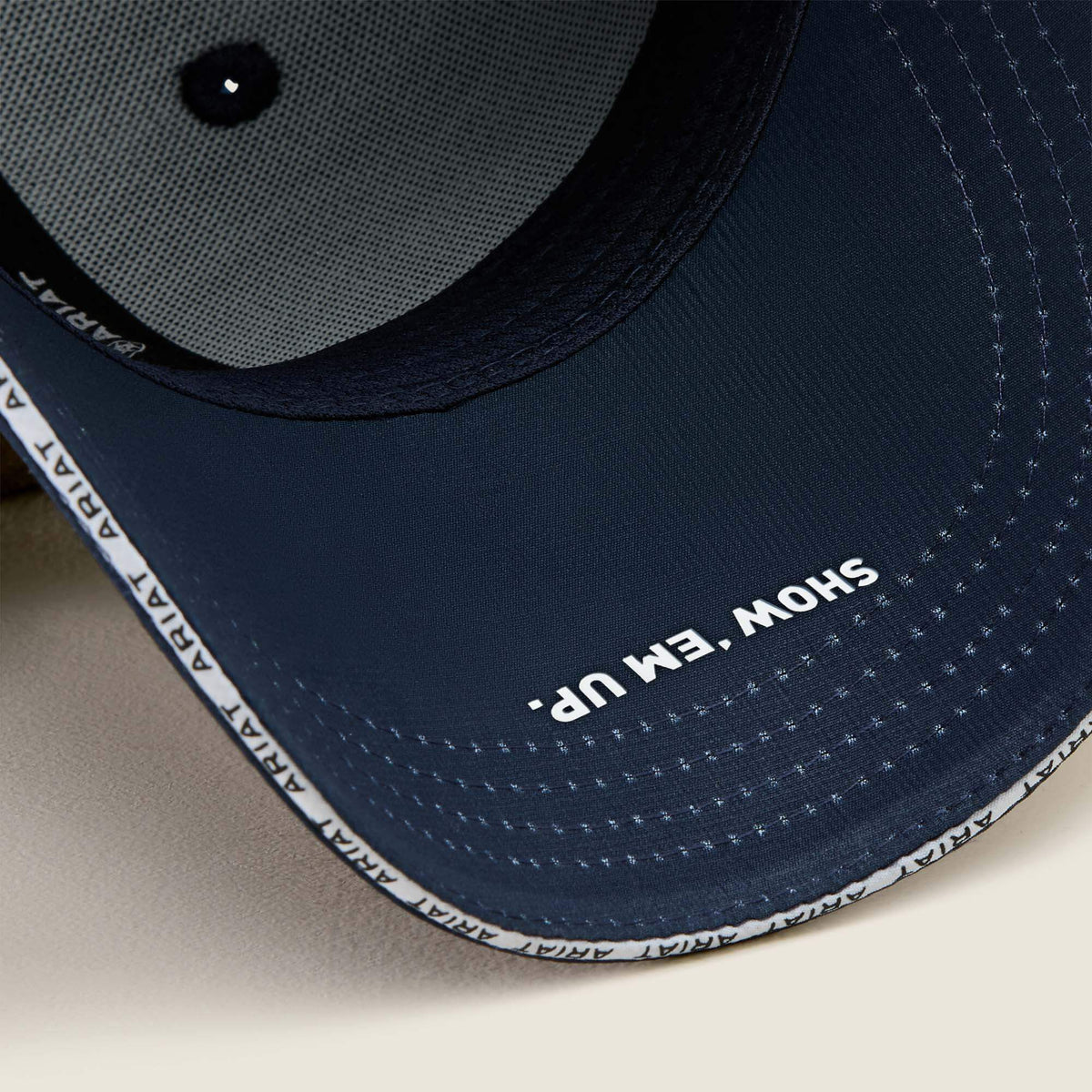 Sterling Cap - US 6186