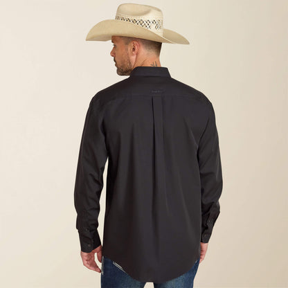 Wrinkle Free Solid Classic Fit Shirt - US 5702