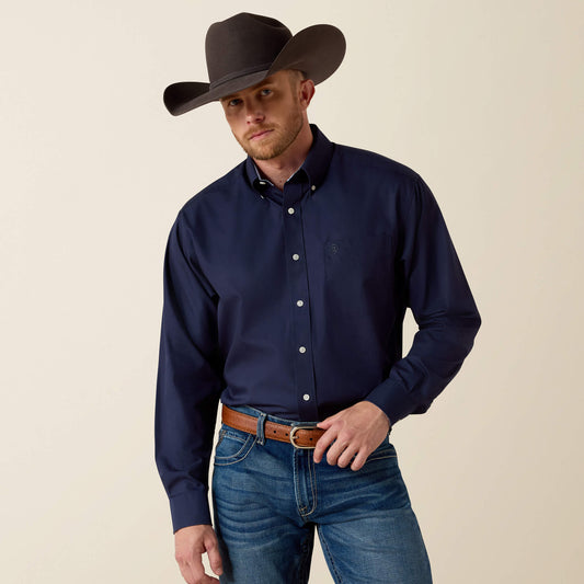Wrinkle Free Solid Classic Fit Shirt - US 6114