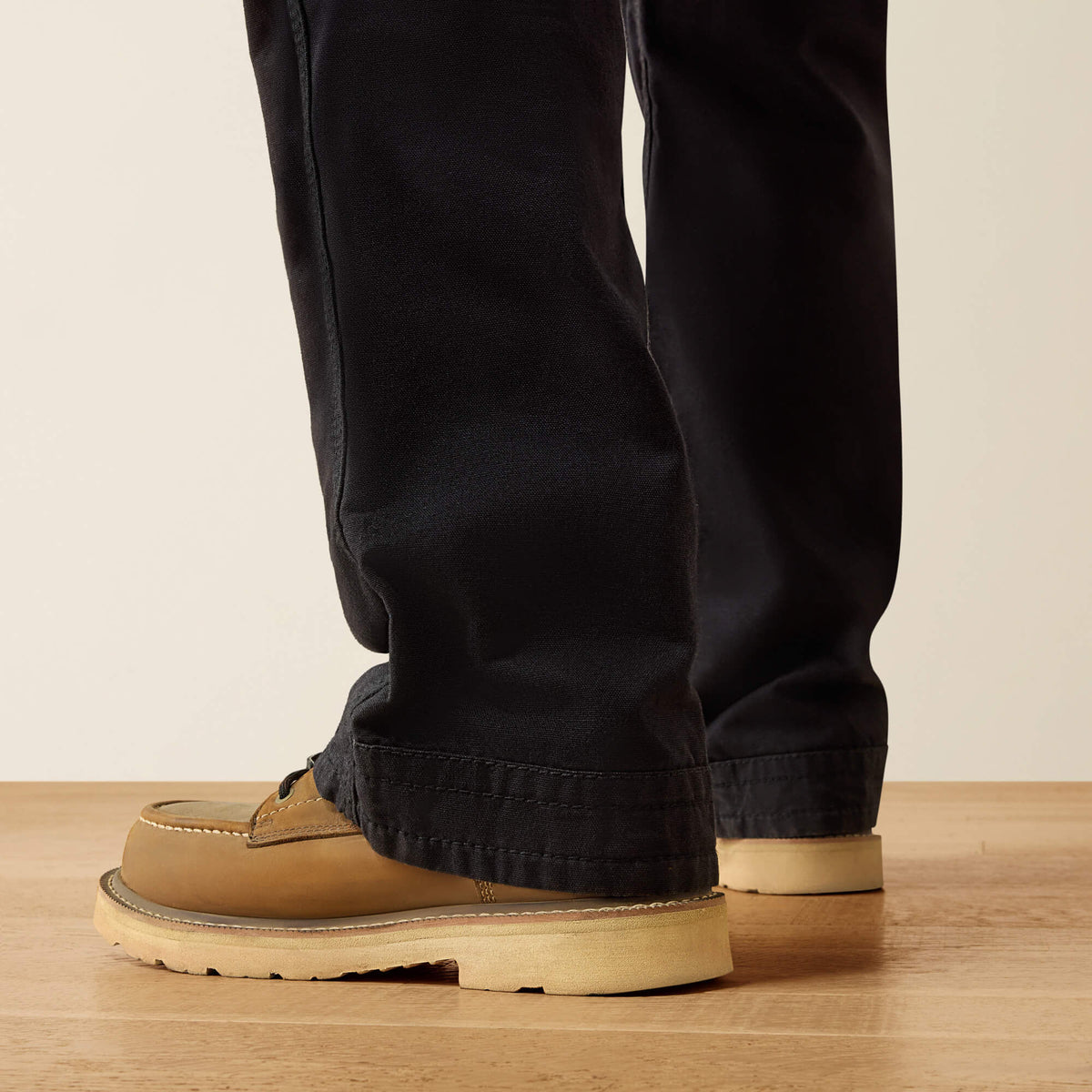FR M4 Relaxed Workhorse Boot Cut Pant - US 4499