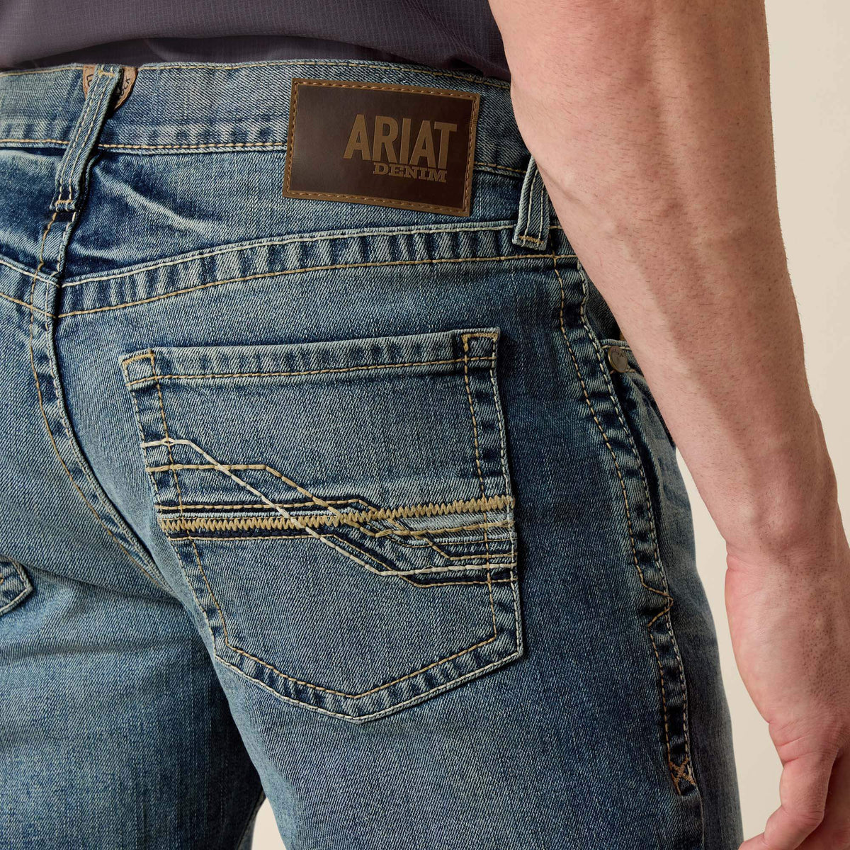 M4 Stretch Shoreway Stackable Straight Leg Jean - US 0952