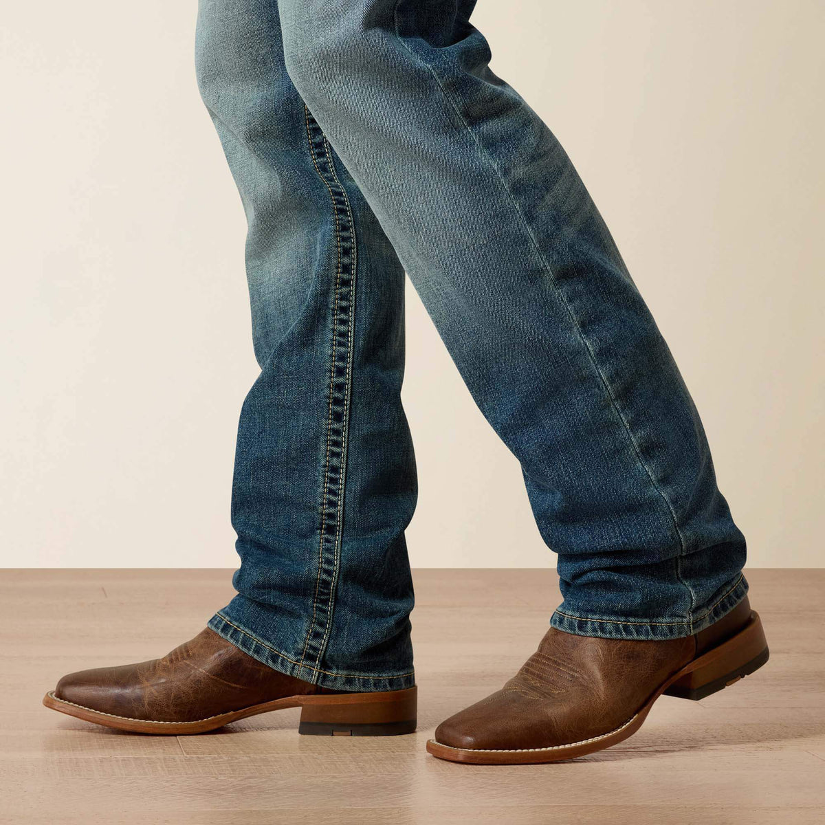 M4 Stretch Shoreway Stackable Straight Leg Jean - US 0952