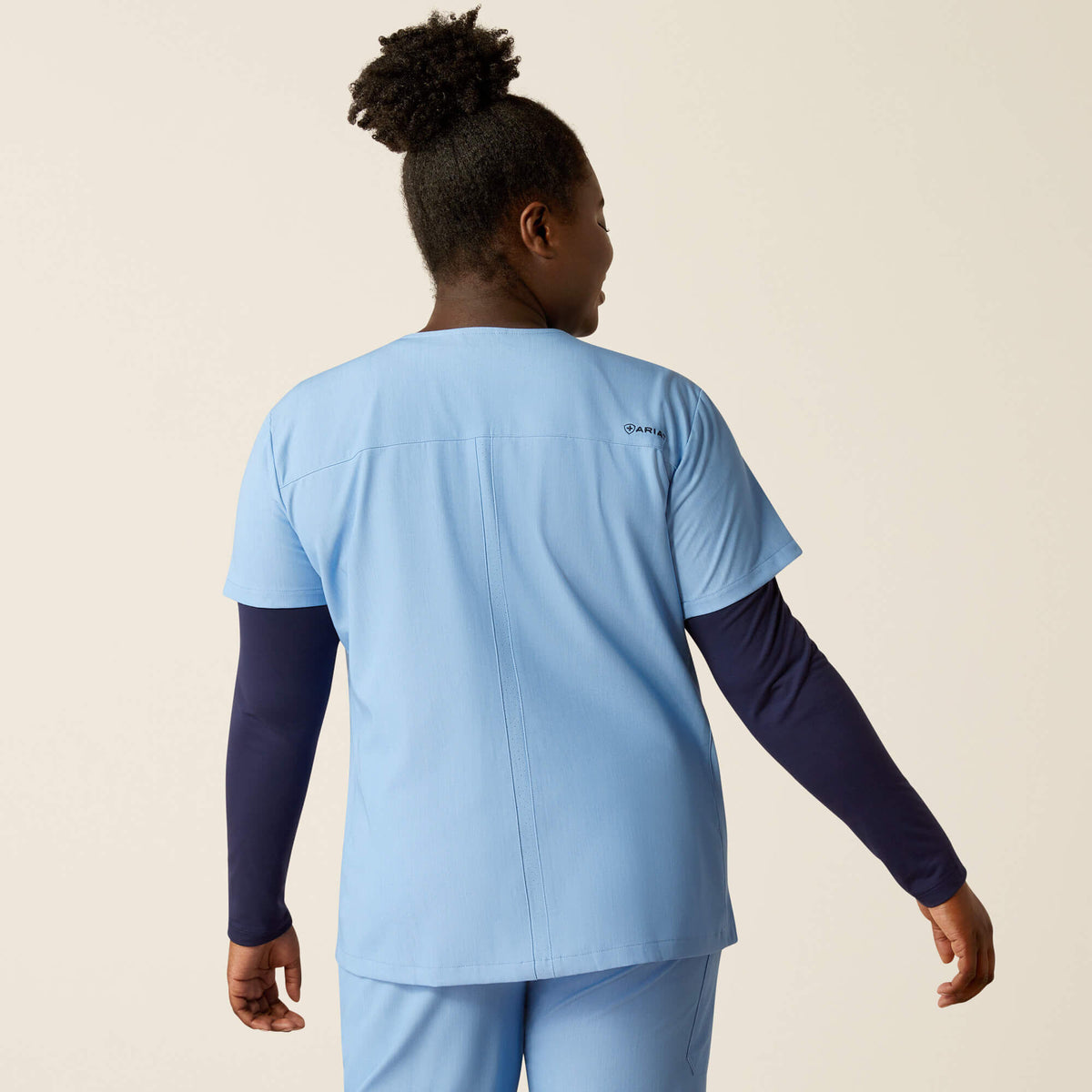 Clara 6 Pocket Scrub Top - US 2455