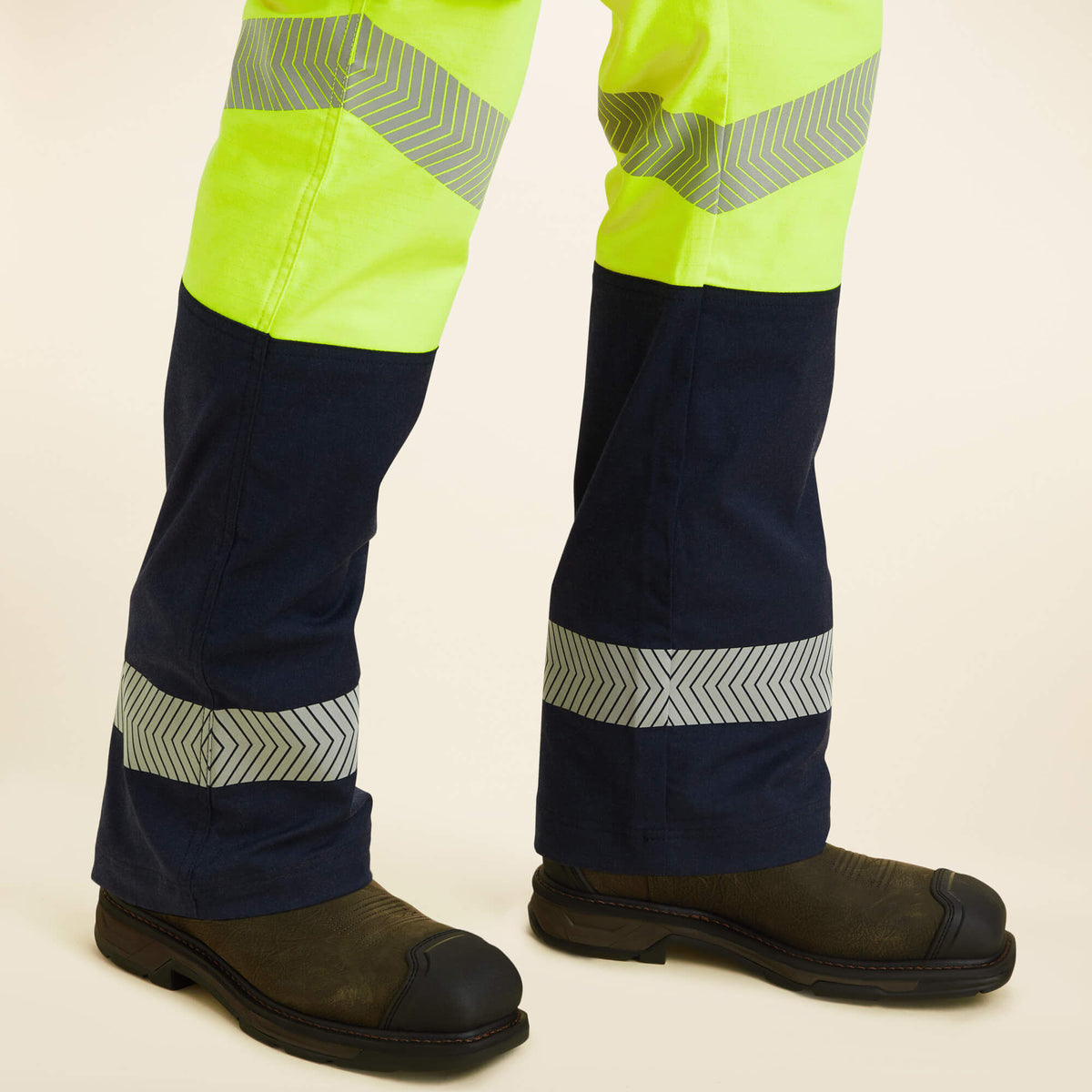 FR M7 Slim Hi-Vis Duralight Twill DuraStretch Straight Leg Pants - US 8662
