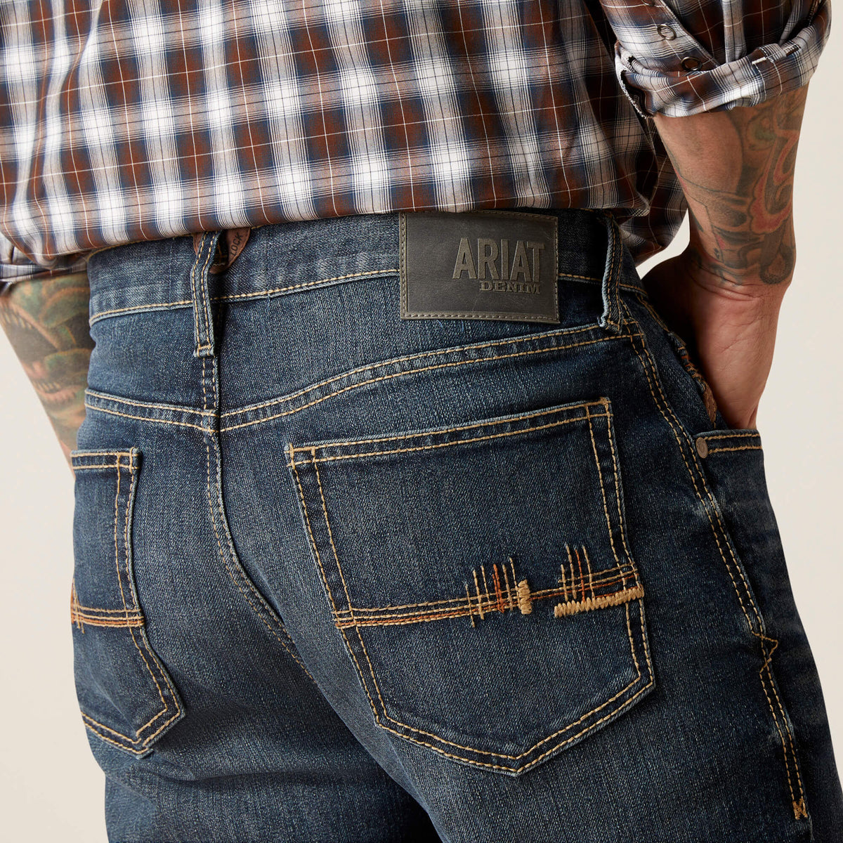 M4 Relaxed Derek Boot Cut Jean - US 3703