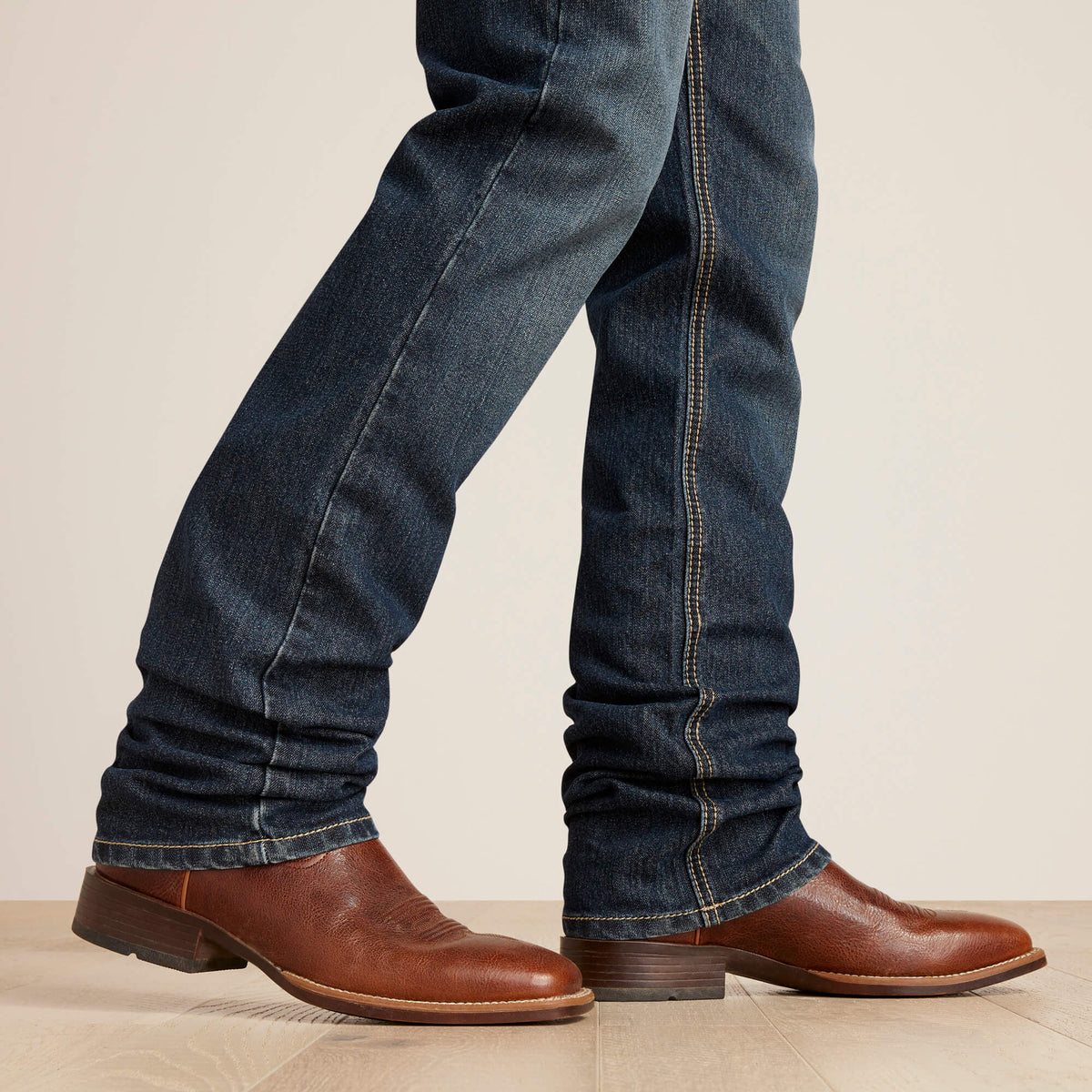 M4 Relaxed Derek Boot Cut Jean - US 3703