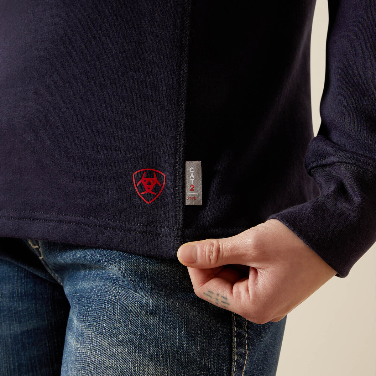 FR Rev 1/4 Zip Top - US 3149
