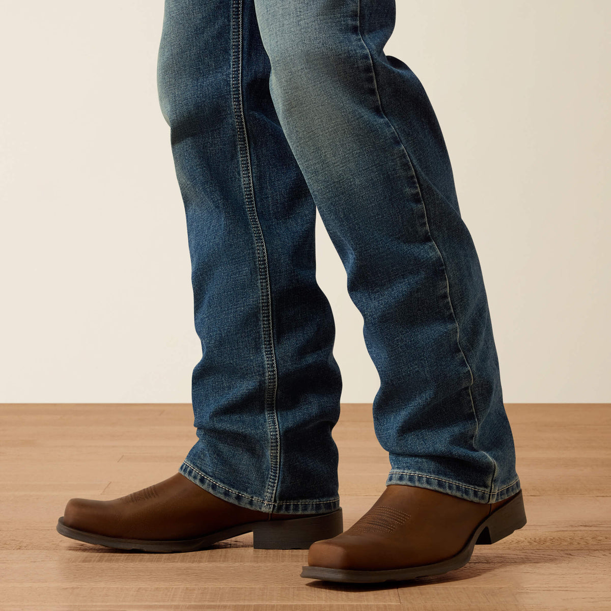 M4 Relaxed Acclimatize Dayne Boot Cut Jean - US 7649
