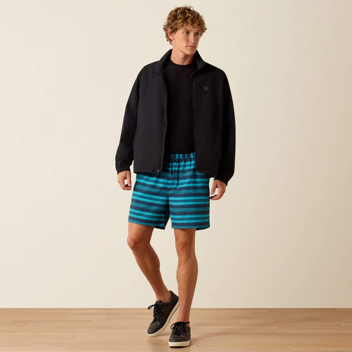Performance Windbreaker Jacket - US 8049