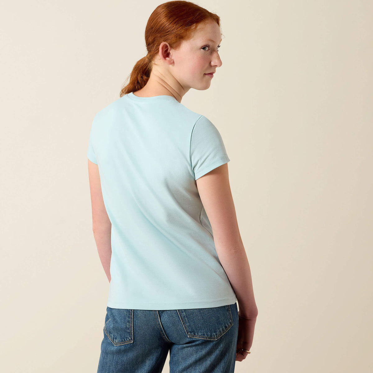 Vertical Logo T-Shirt - US 4226