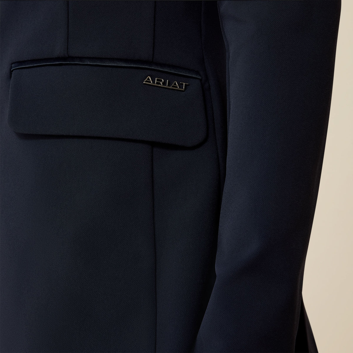 Allure Show Coat - US 6421