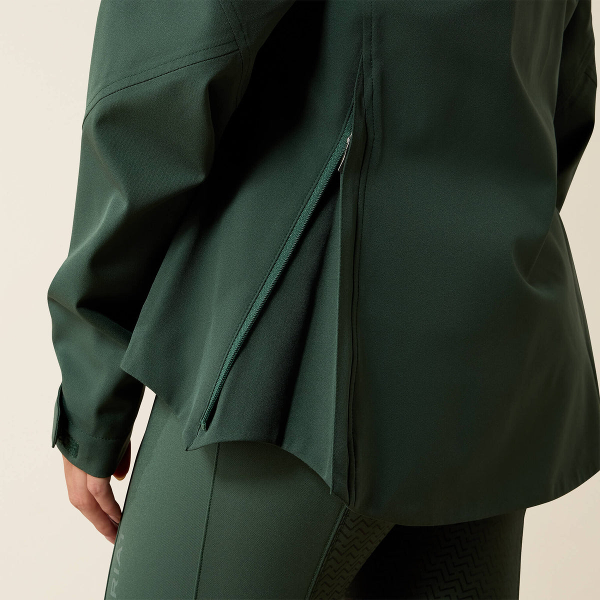 Coastal Waterproof Jacket - US 5321