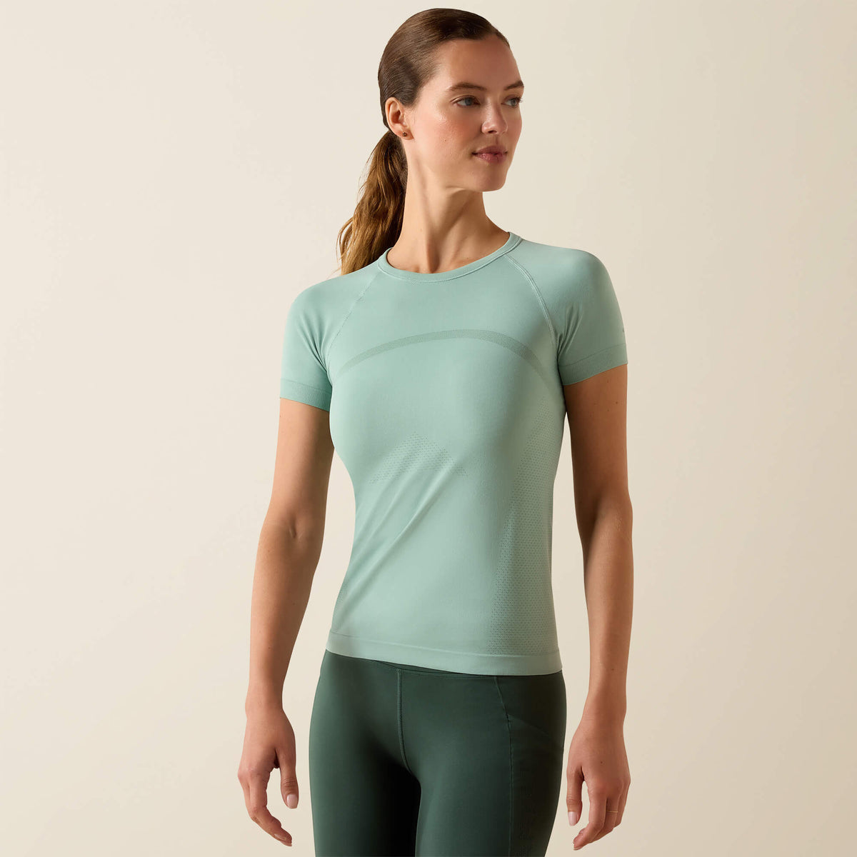 Sustain Baselayer - US 6945