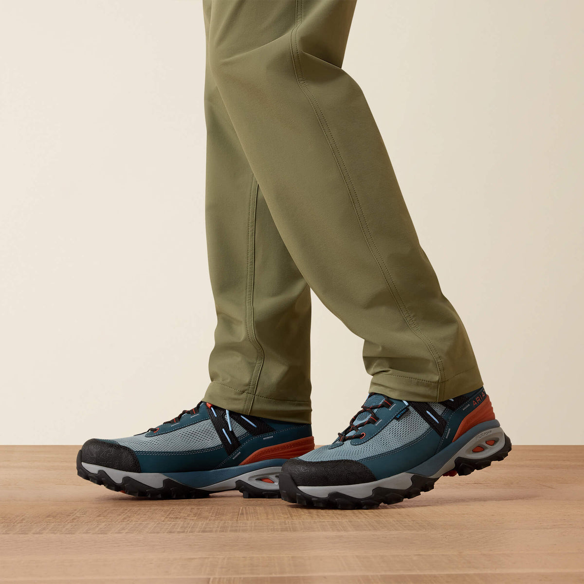 Traverse Hiking Pants - US 1714