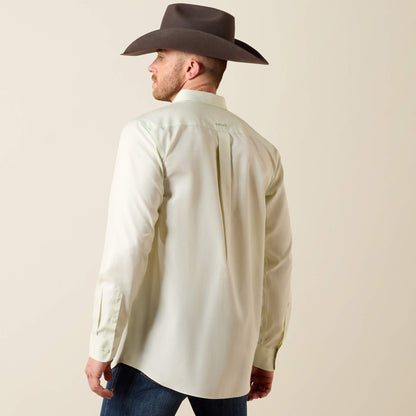 Wrinkle Free Solid Fitted Shirt - US 1253