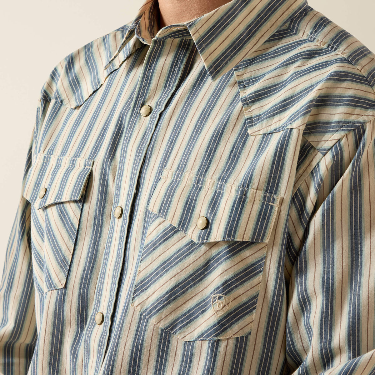 Retro Hart Fitted Snap Shirt - US 7734