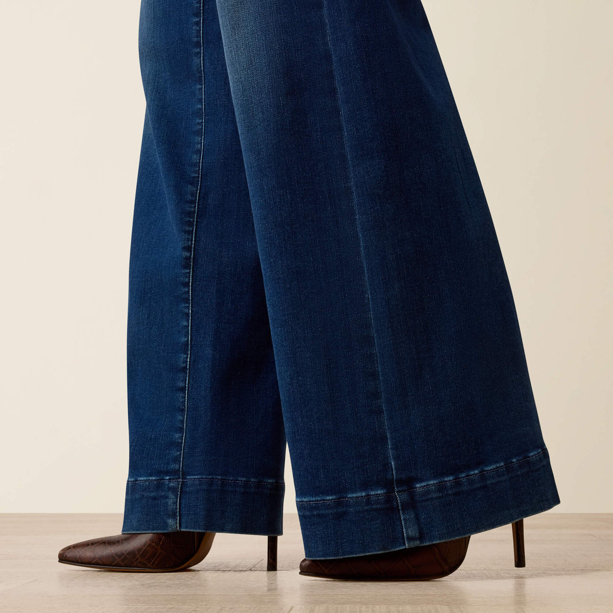 High Rise Revel Vilma Ultrastretch Wide Leg Jeans - US 9876