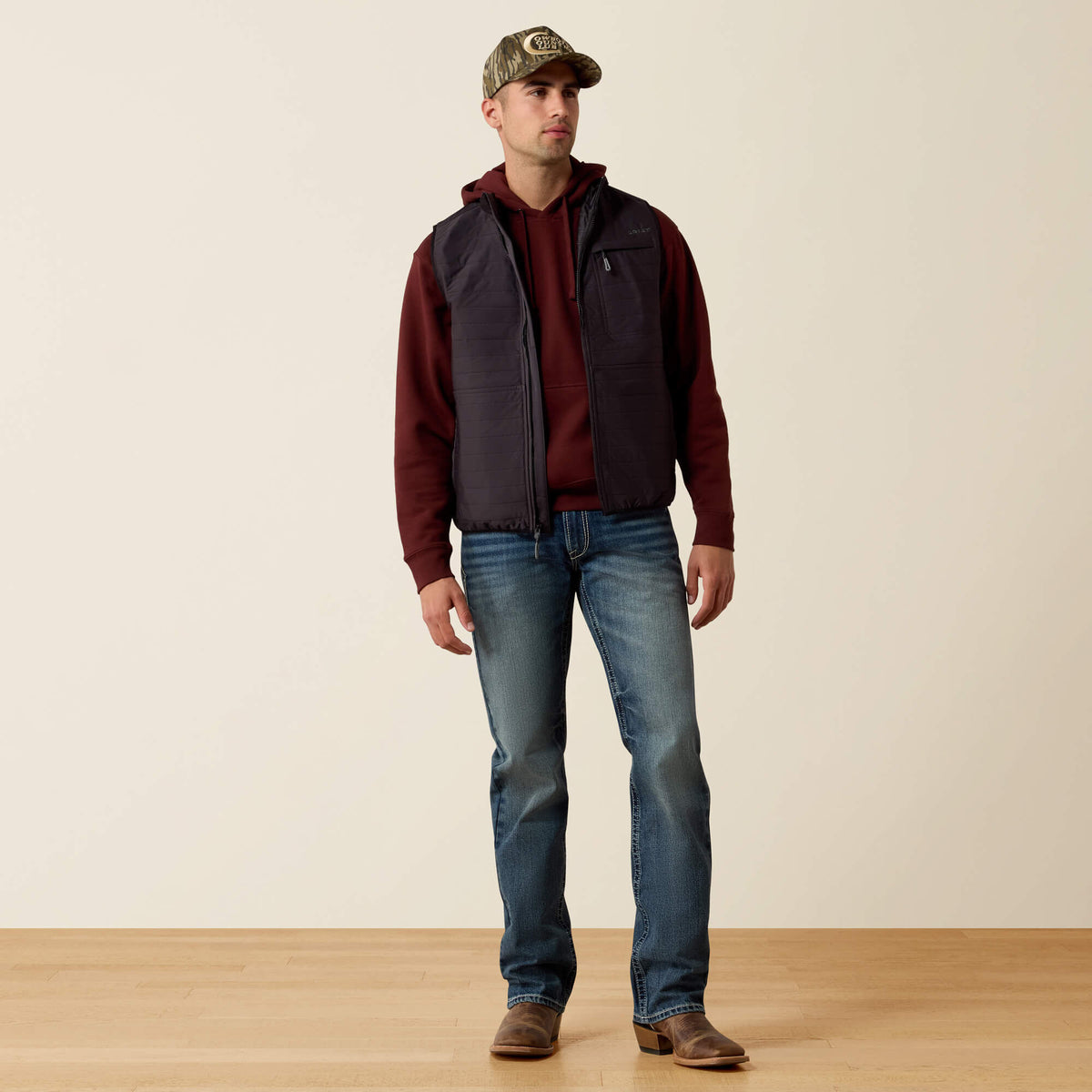 Wylie Vest - US 4624