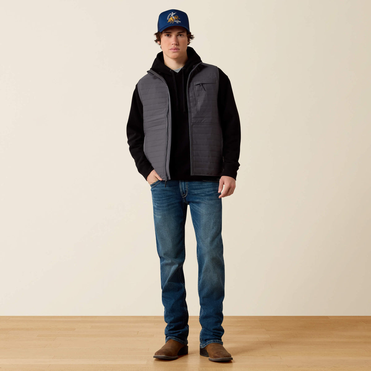 Wylie Vest - US 4773