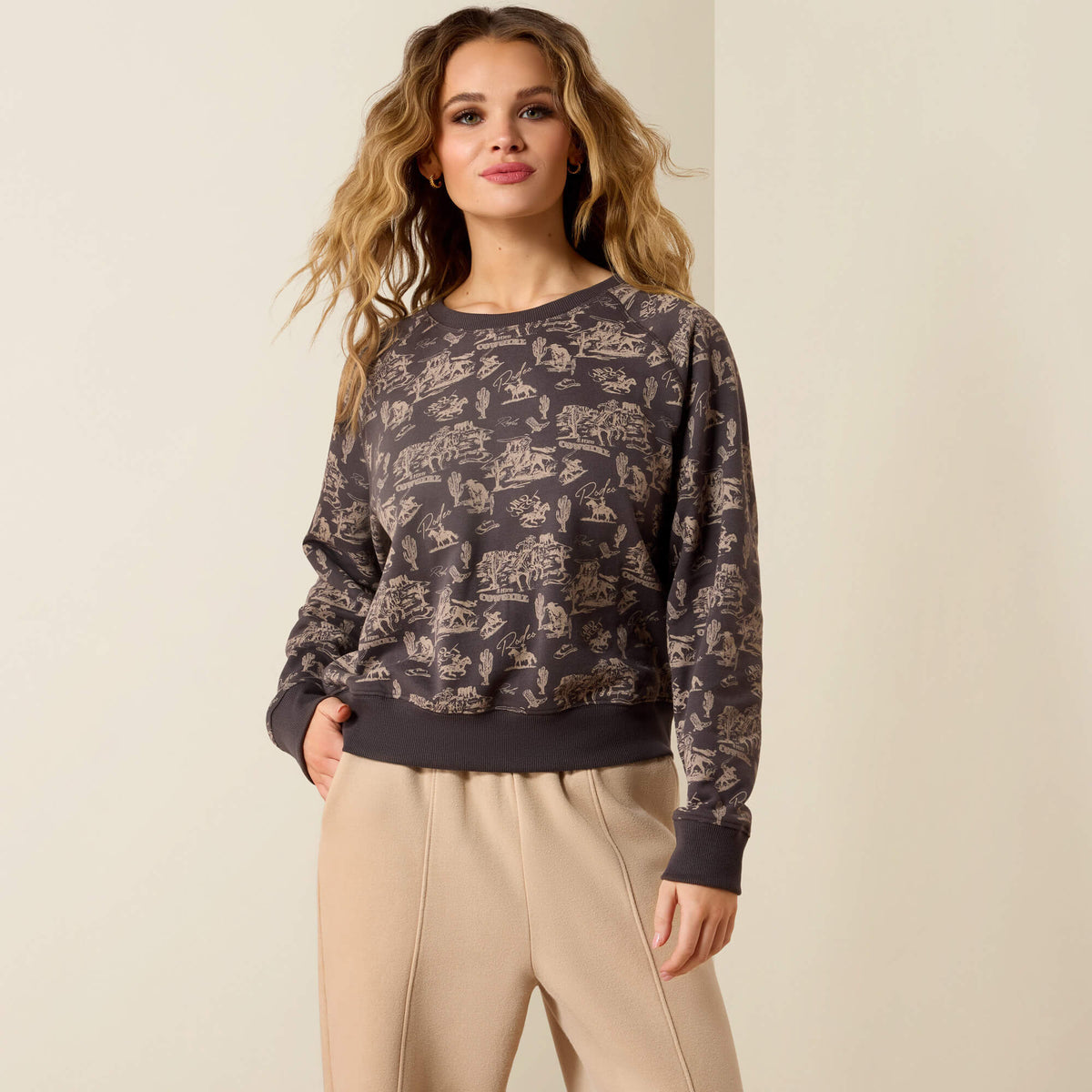 Essential Crew Sweatshirt - US 6312