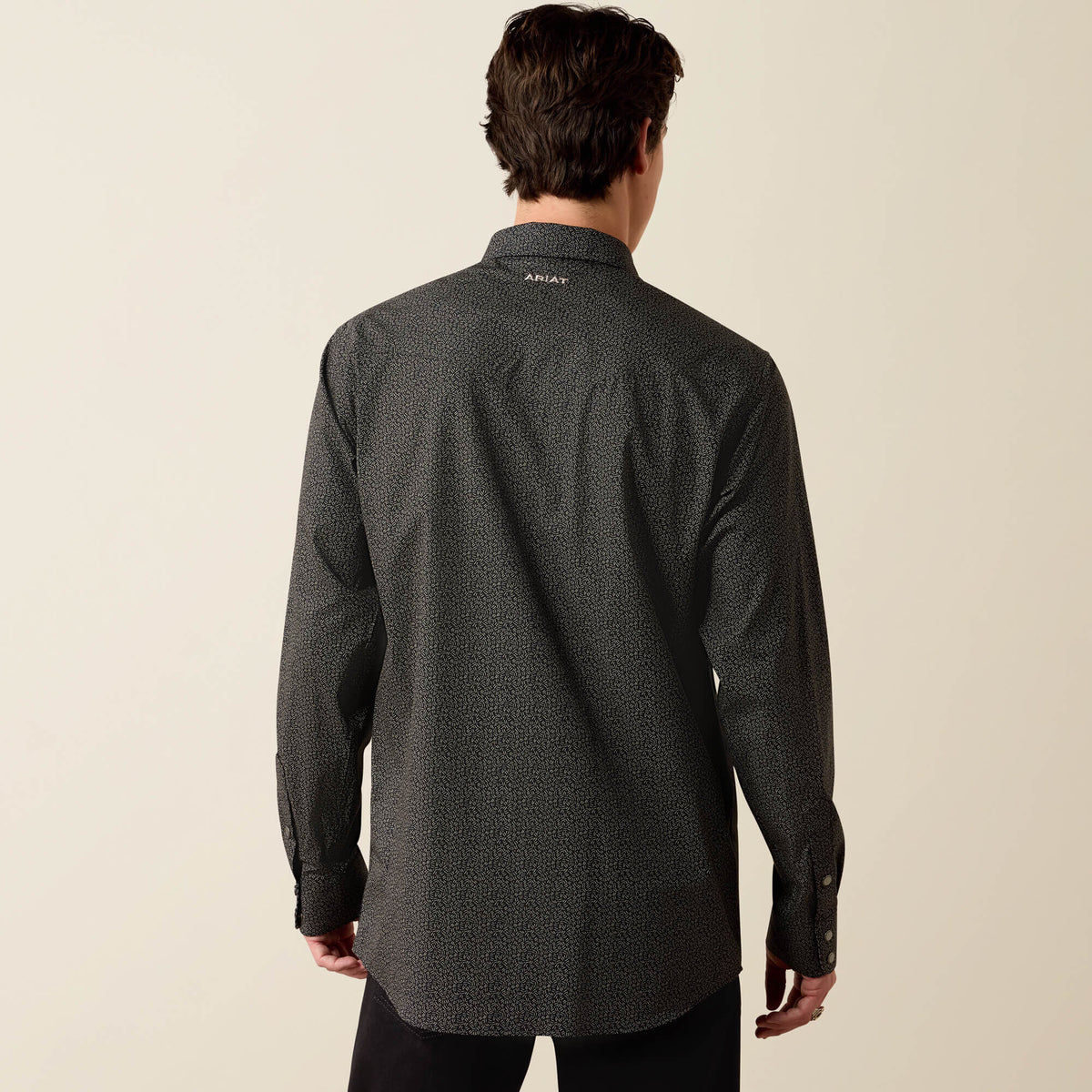 Wrinkle Free Braven Fitted Snap Shirt - US 6152