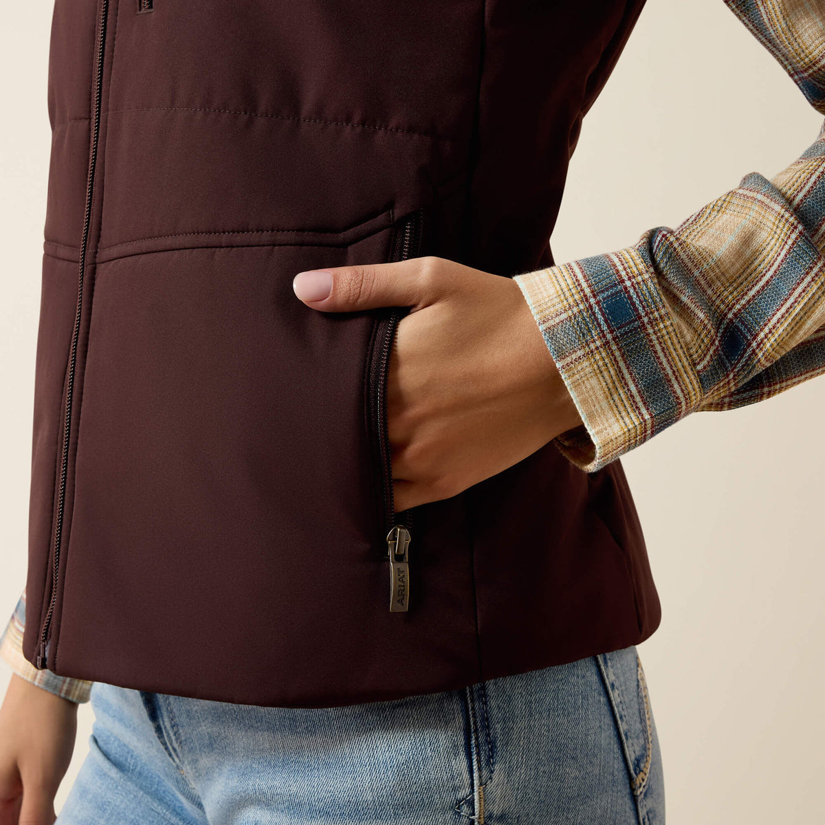 Titan Insulated Vest - US 0273