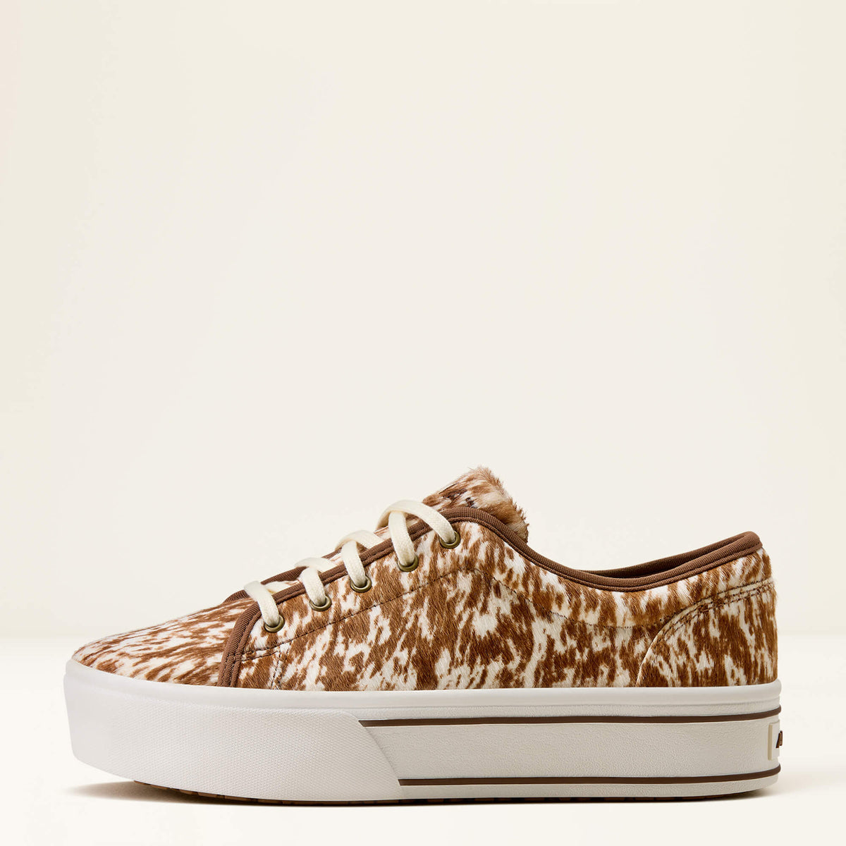 Skylar Shoe - US 4887