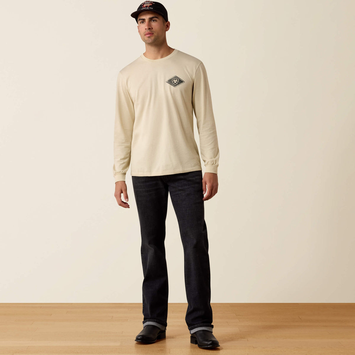 Ariat Medallion Standard Long Sleeve T-Shirt - US 0112