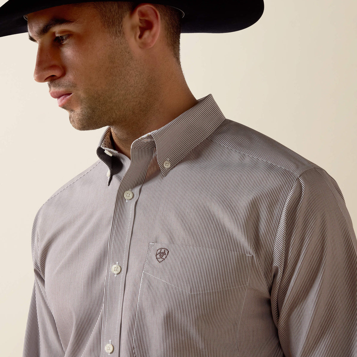 Wrinkle Free Randolph Fitted Shirt - US 5972