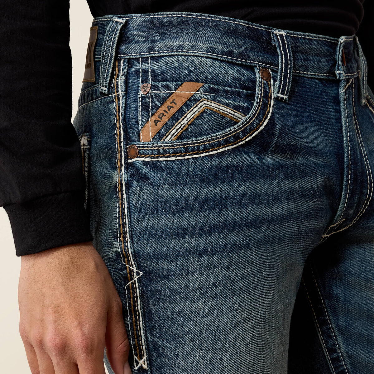 M5 Straight Reid Jeans - US 6870