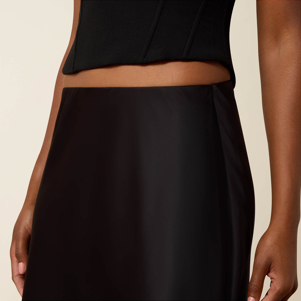 Asher Skirt - US 9498